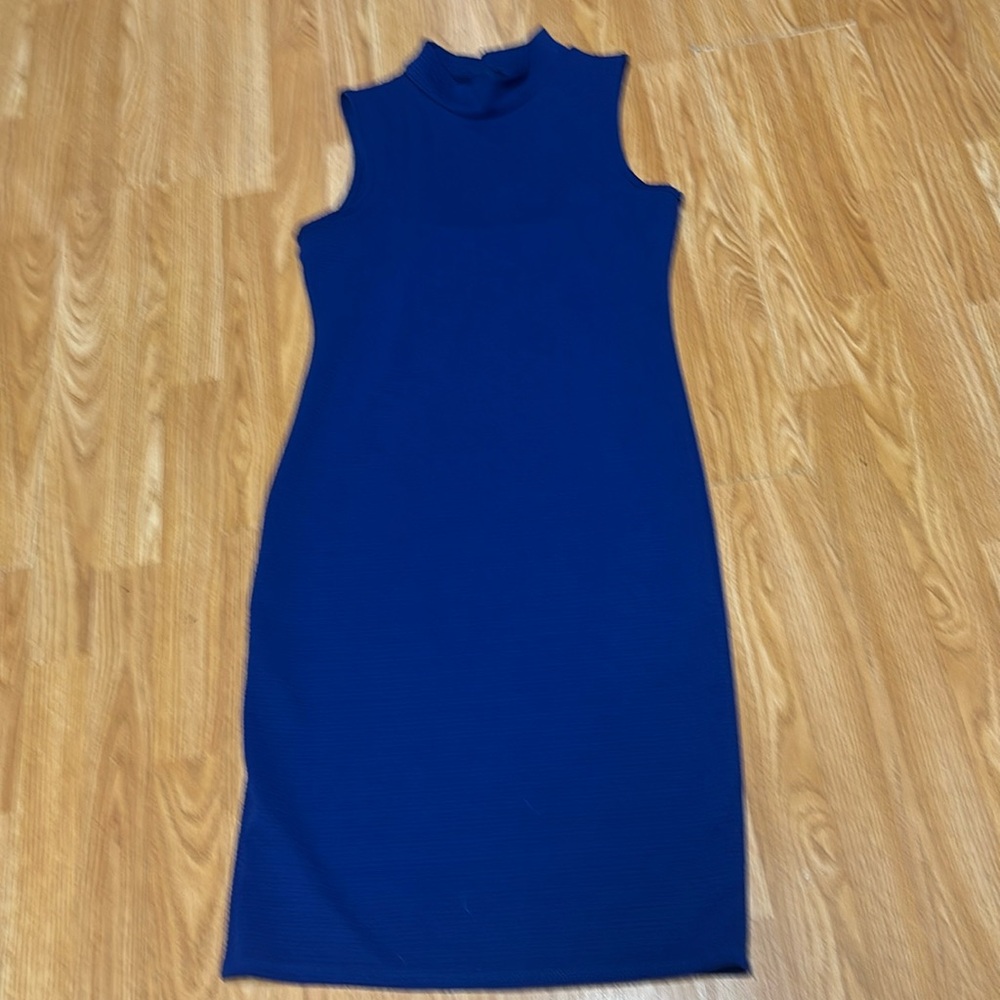 KRUSH Size Large Royal Blue 96% Polyester and 4% Spandex Calf Length Dress ❤️